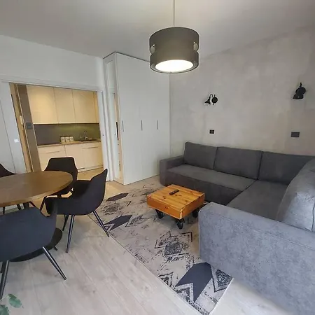 Nad Wisla, Bezplatny Parking *