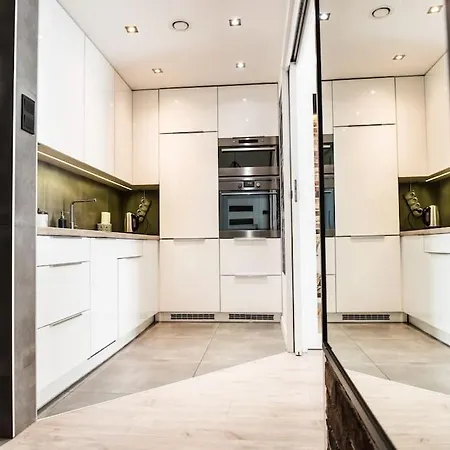 Nad Wisla, Bezplatny Parking, Awg Apartman